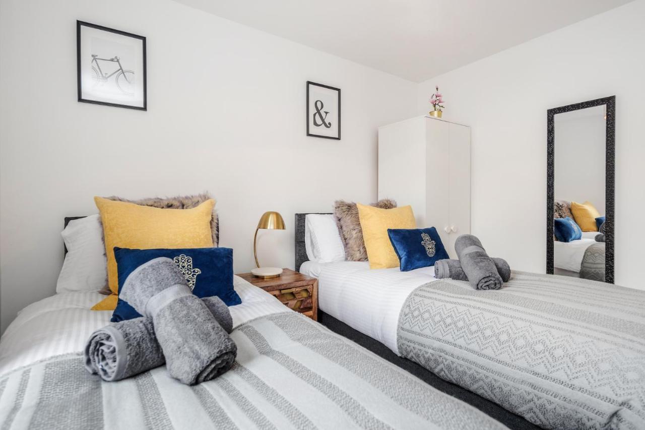 Stunning 2-Bed Apt - Free Parking - Camden - Central - Zoo - Shop - Events ロンドン エクステリア 写真