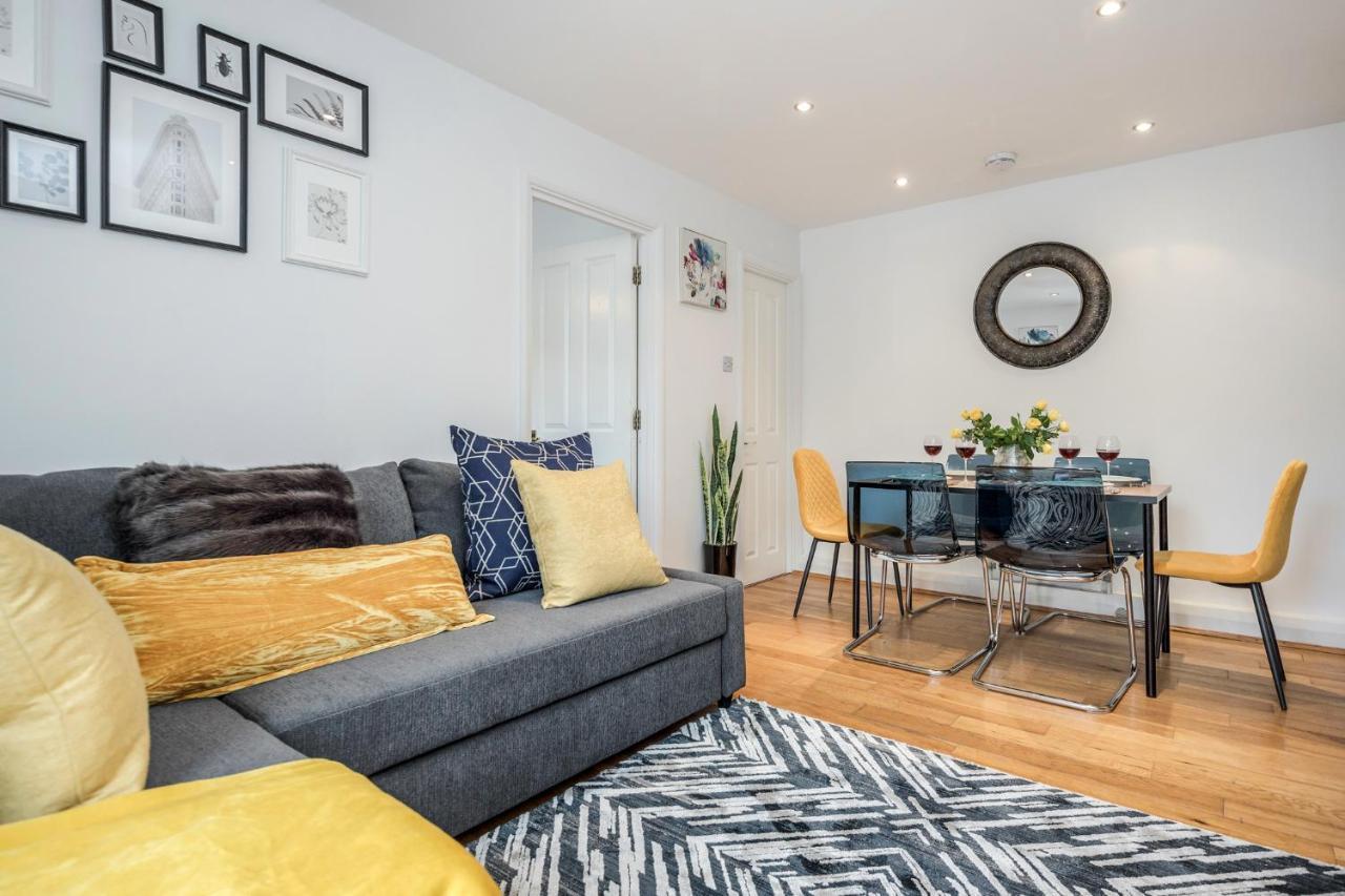 Stunning 2-Bed Apt - Free Parking - Camden - Central - Zoo - Shop - Events ロンドン エクステリア 写真