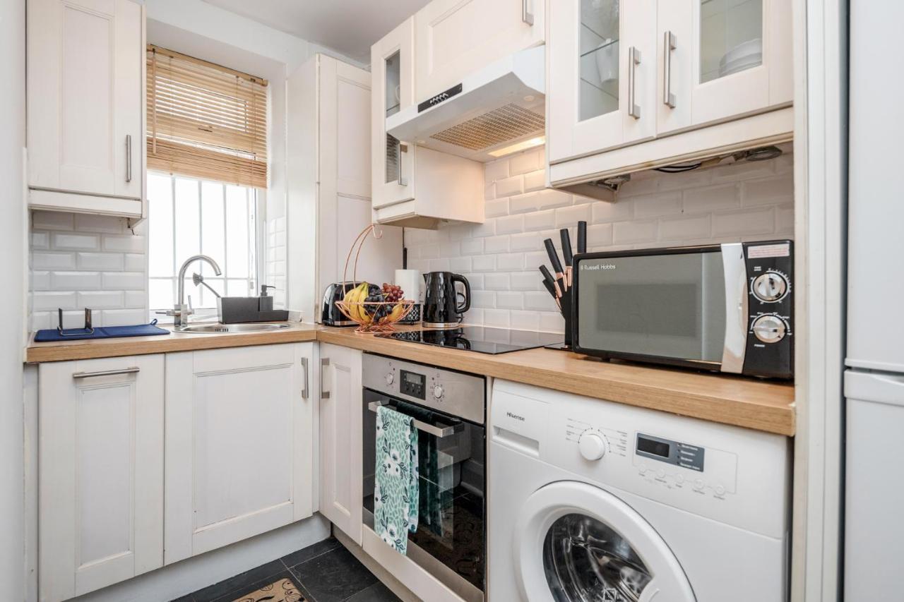 Stunning 2-Bed Apt - Free Parking - Camden - Central - Zoo - Shop - Events ロンドン エクステリア 写真