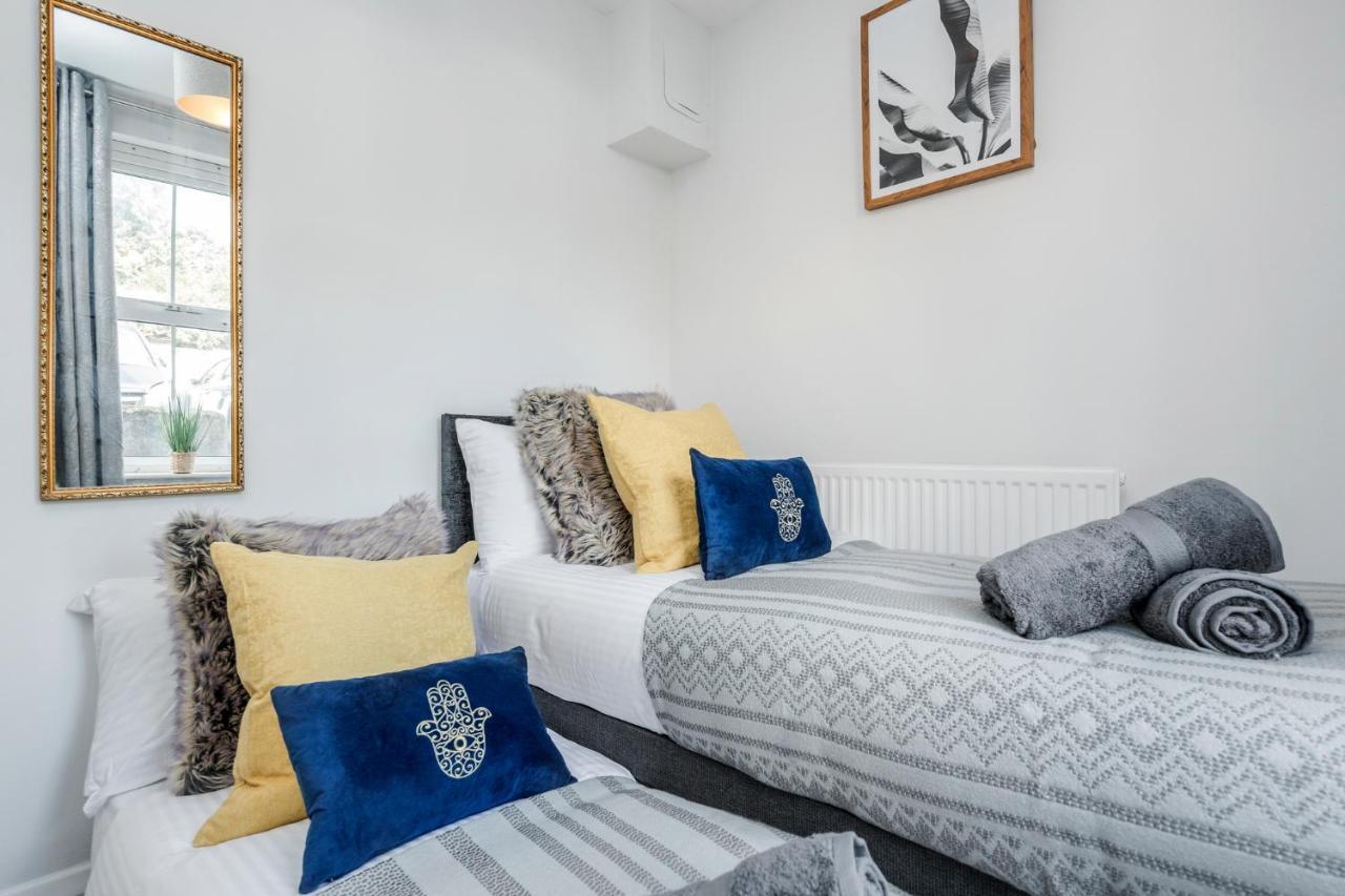 Stunning 2-Bed Apt - Free Parking - Camden - Central - Zoo - Shop - Events ロンドン エクステリア 写真