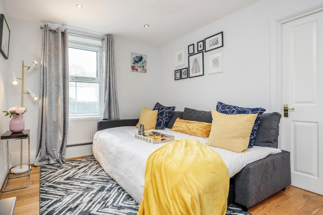 Stunning 2-Bed Apt - Free Parking - Camden - Central - Zoo - Shop - Events ロンドン エクステリア 写真