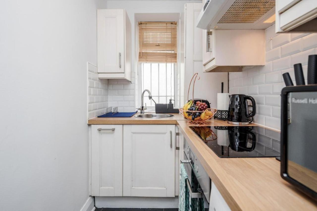 Stunning 2-Bed Apt - Free Parking - Camden - Central - Zoo - Shop - Events ロンドン エクステリア 写真
